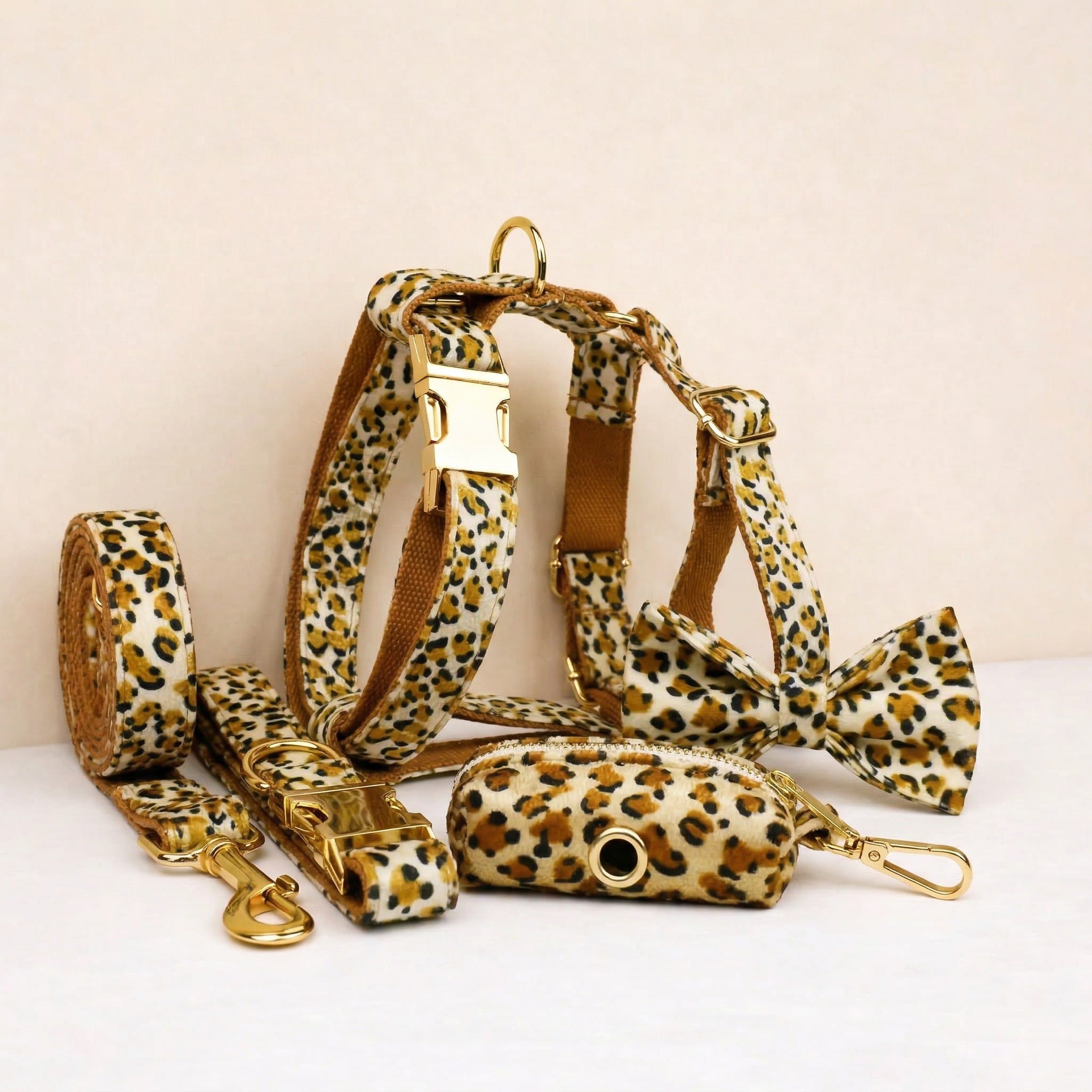 D&D Paws  Velvet Leopard Set