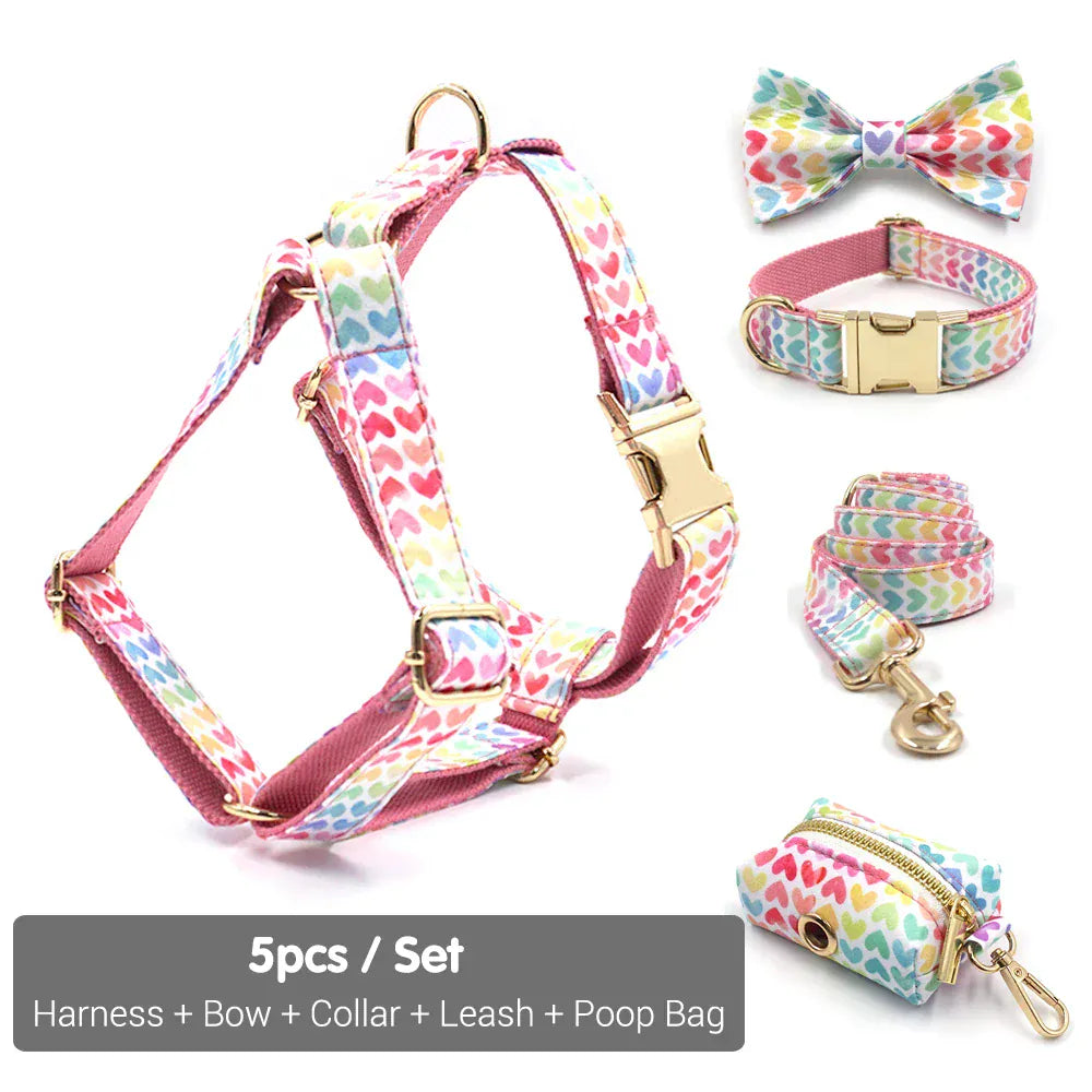 D&D Paws Collar + Harness + Leash + Bowtie + Poop Bag / XS Pink Hearts Print Set
