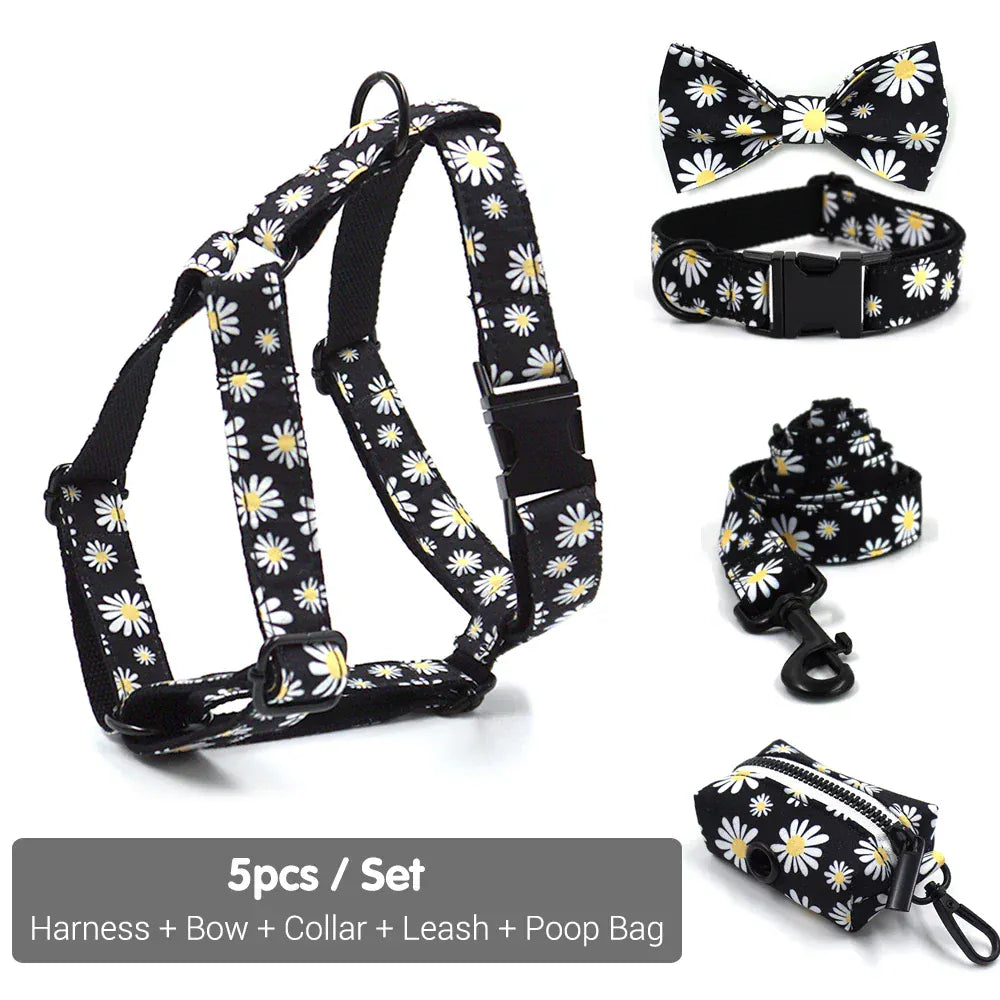 DDPaws  Collar + Harness + Leash + Bowtie + Poop Bag / XS Little Daisy Floral Pattern Set