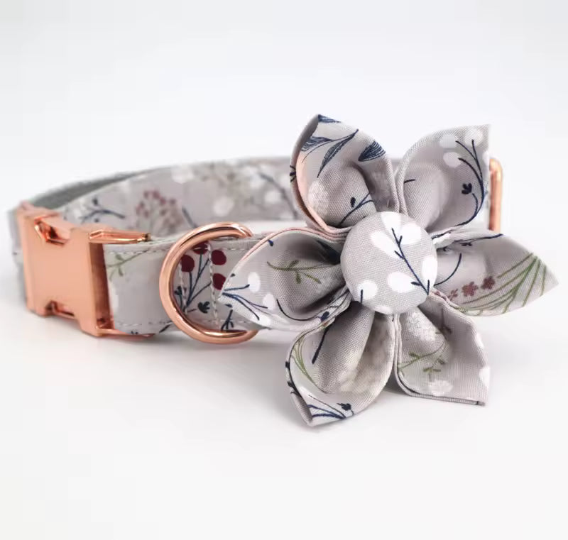 Silver Meadow Floral Dog Collar and Leash Set