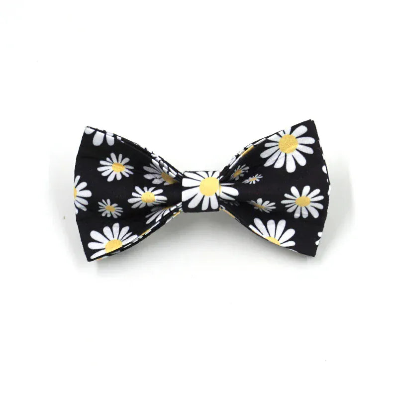 DDPaws  Bowtie / XS Little Daisy Floral Pattern Set