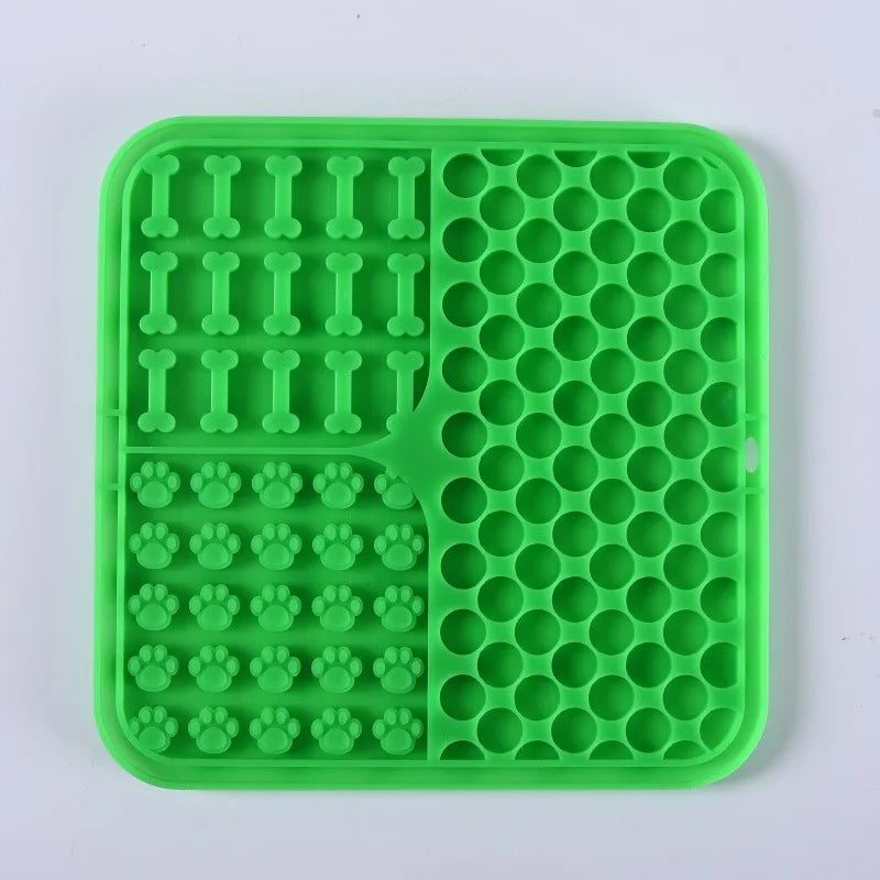 Dog Licking Pad – Slow Feeder & Calming Suction Mat for Dogs and Cats