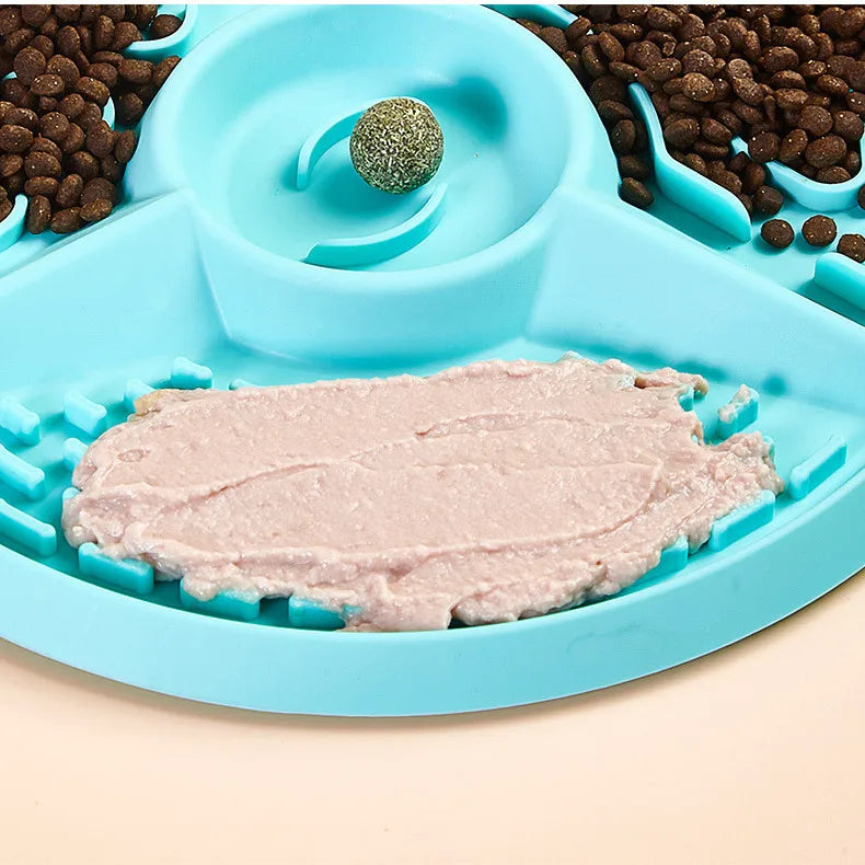 Dog Licking Pad – Slow Feeder & Calming Suction Mat for Dogs and Cats