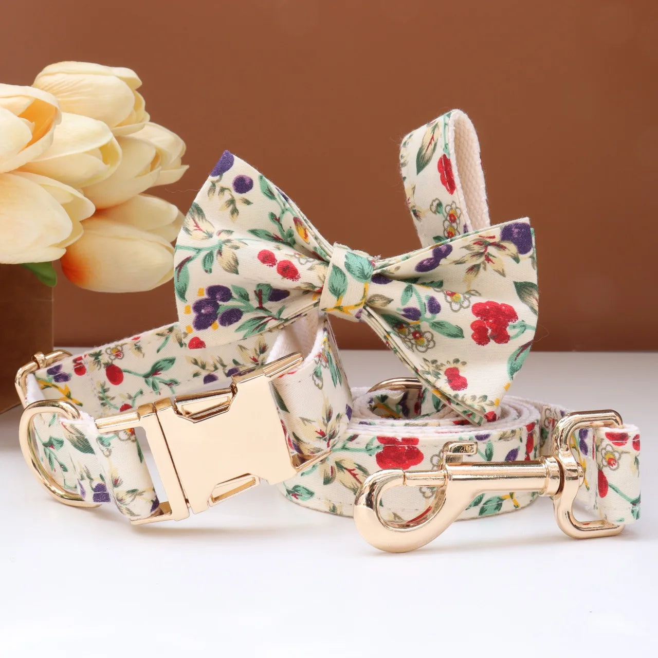 Personalized Dog Collar Bowtie Leash Set