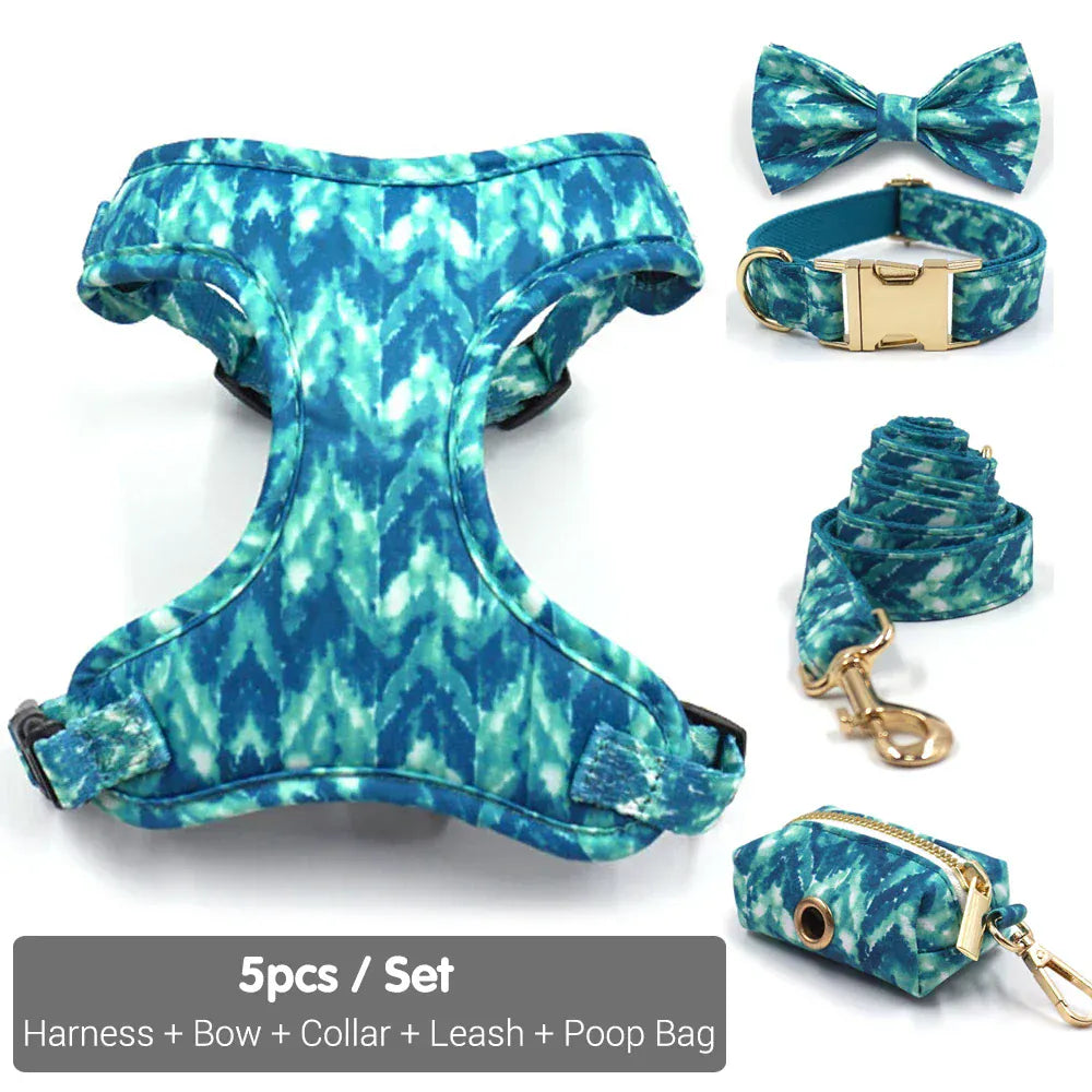 DDPaws Collar + Harness + Leash + Bowtie + Poop Bag / XS Blue tie-dye Printed Set