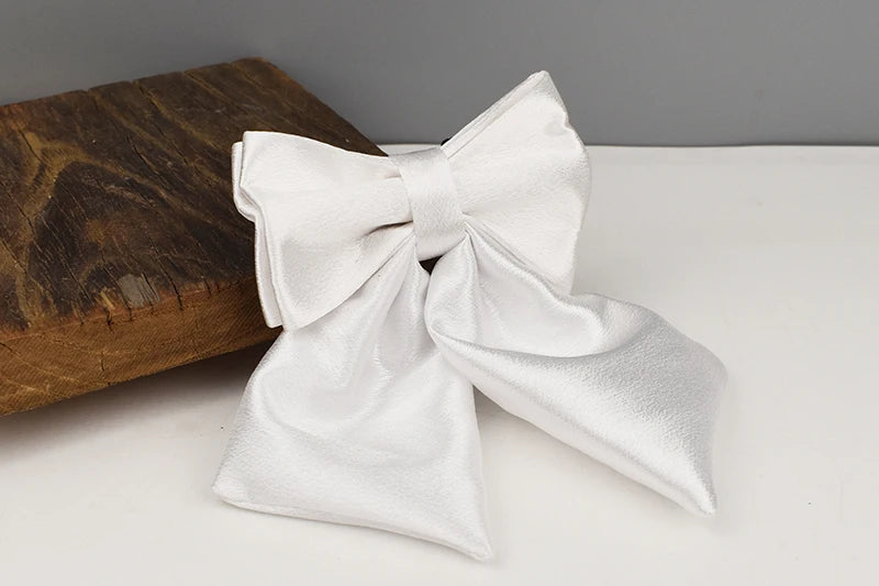 White Personalized Dog Collar, Leash & Harness Set