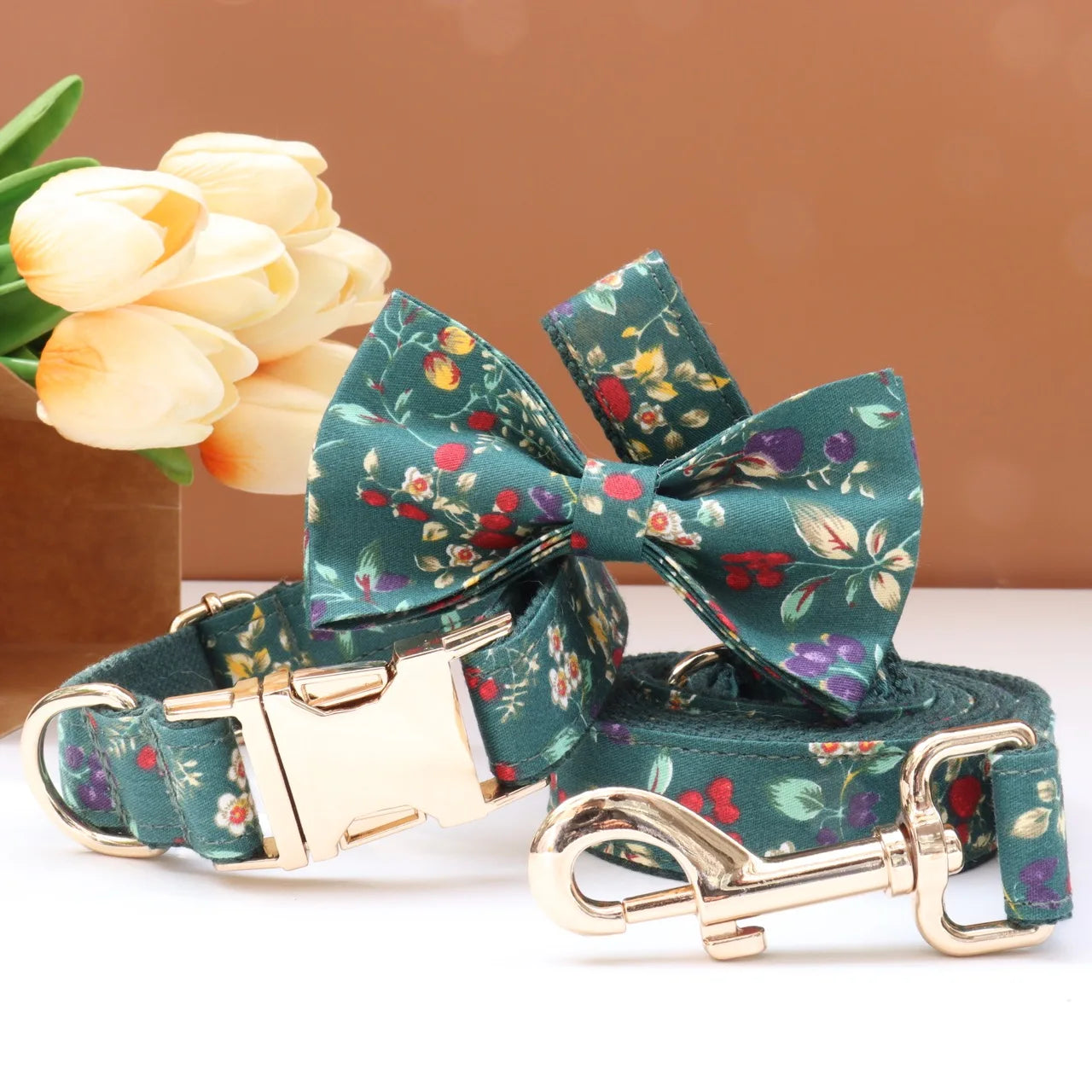 Personalized Dog Collar Bowtie Leash Set