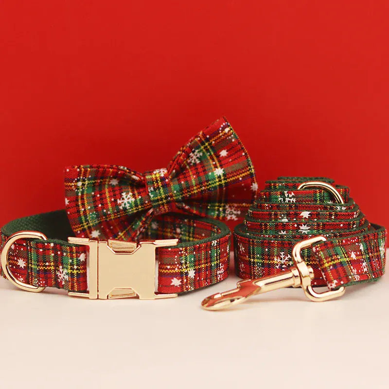 D&D Paws  Christmas Plaid Dog Harness, Collar & Leash Set – Classic Holiday Elegance