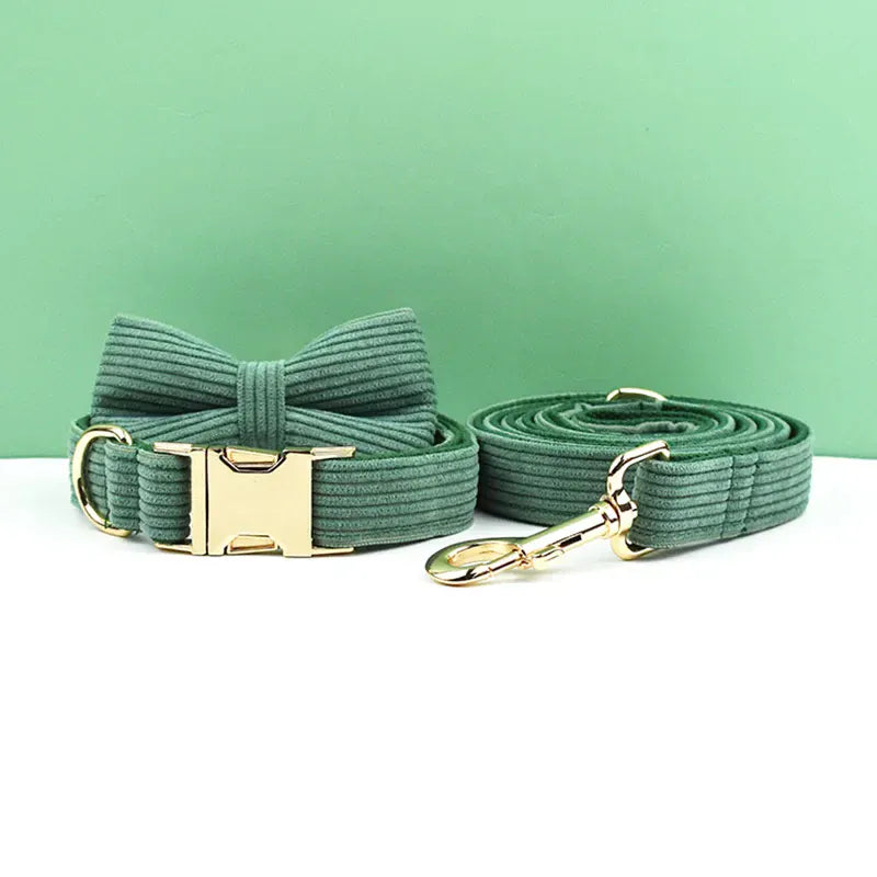 D&D Paws  Dark Green Corduroy Dog Collar, Harness & Leash Set – Classic Elegance