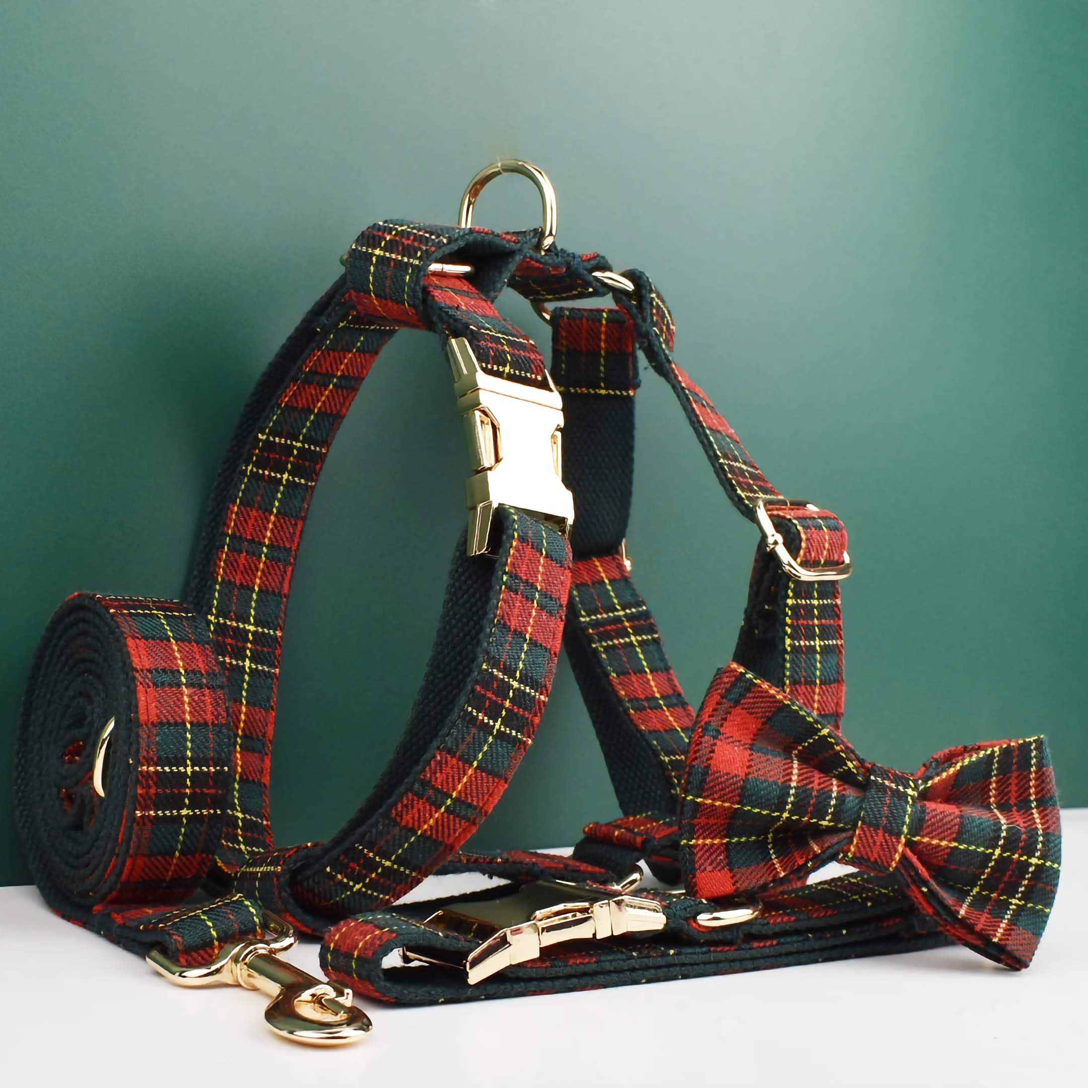 D&D Paws  Red Tartan Christmas Dog Harness, Collar & Leash Set – Personalized Holiday Style