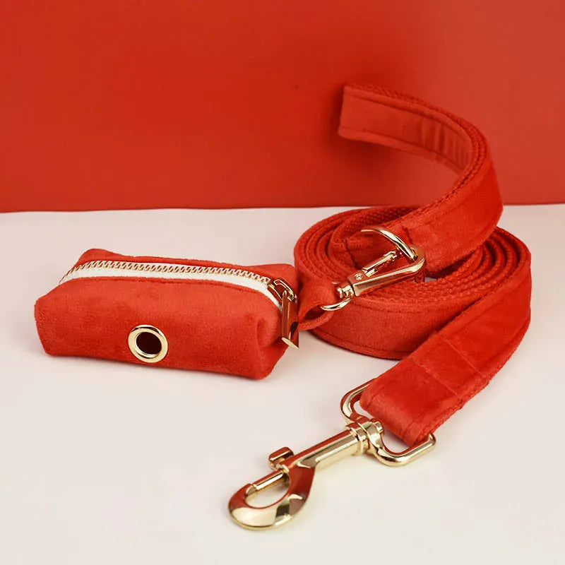 D&D Paws  Red Velvet Dog Harness, Collar & Leash Set – Modern Luxe Collection