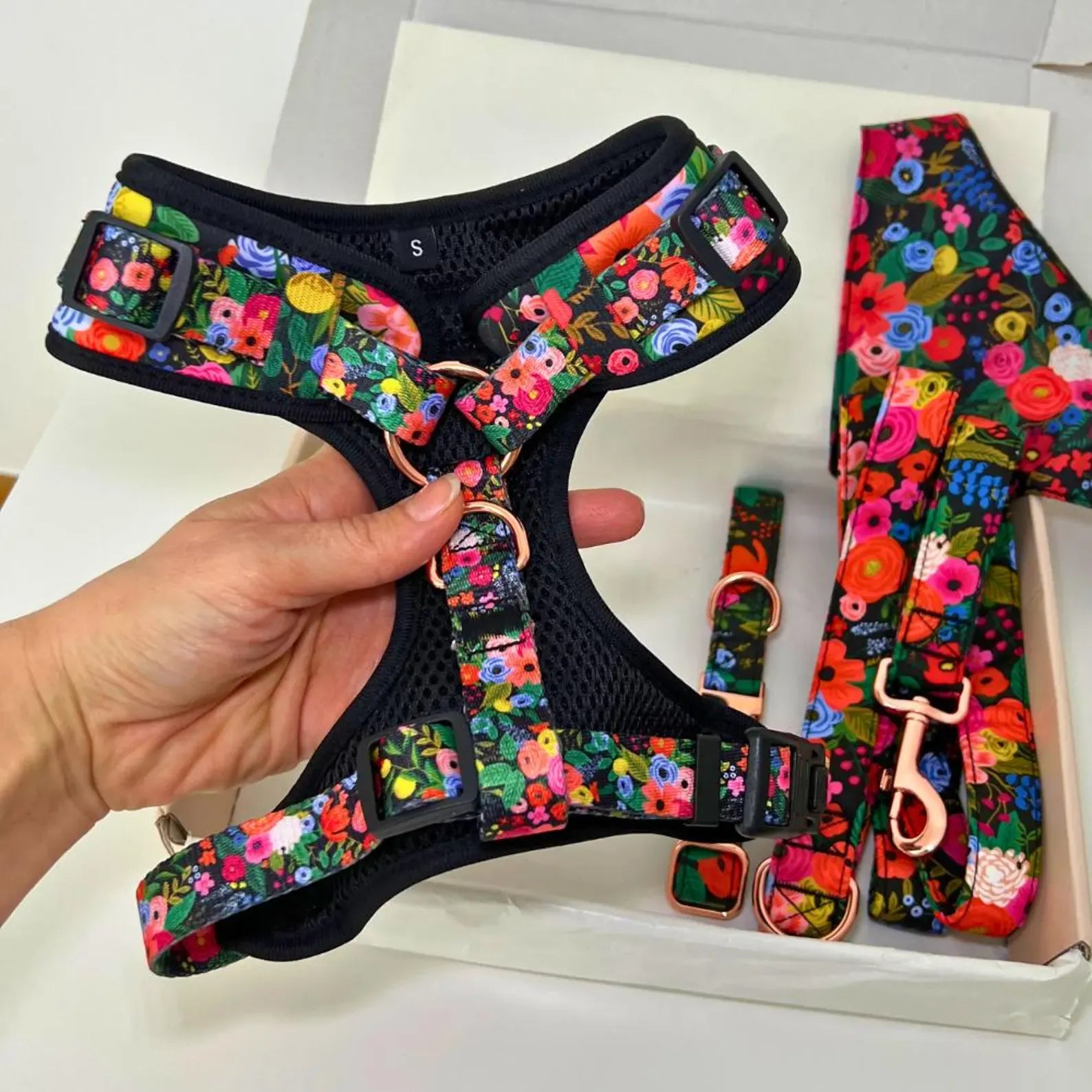 D&D Paws Designed Floral Dog Vest Set [Made-to-Order]