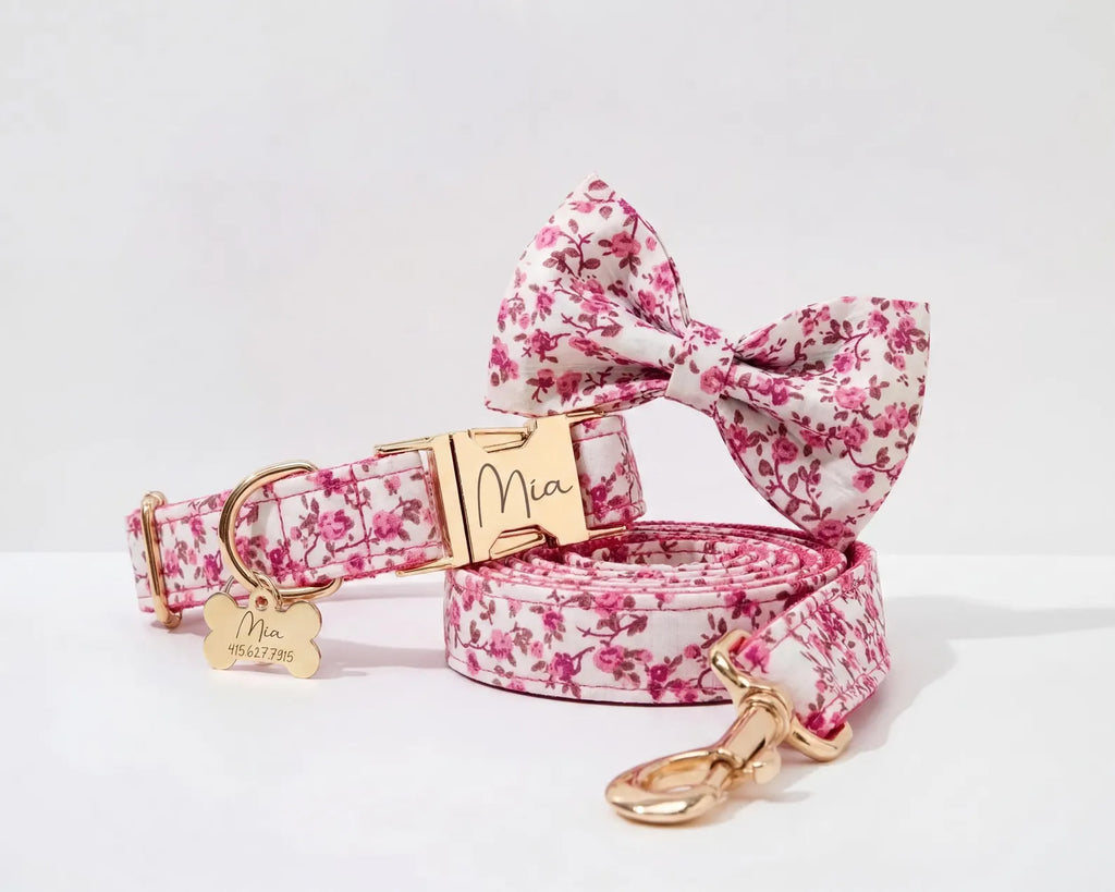 Personalisiertes Halsband-Leinen-Set mit Blumenmuster für Hunde